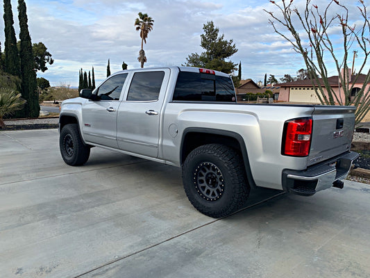 07-18 GM 1500 Front