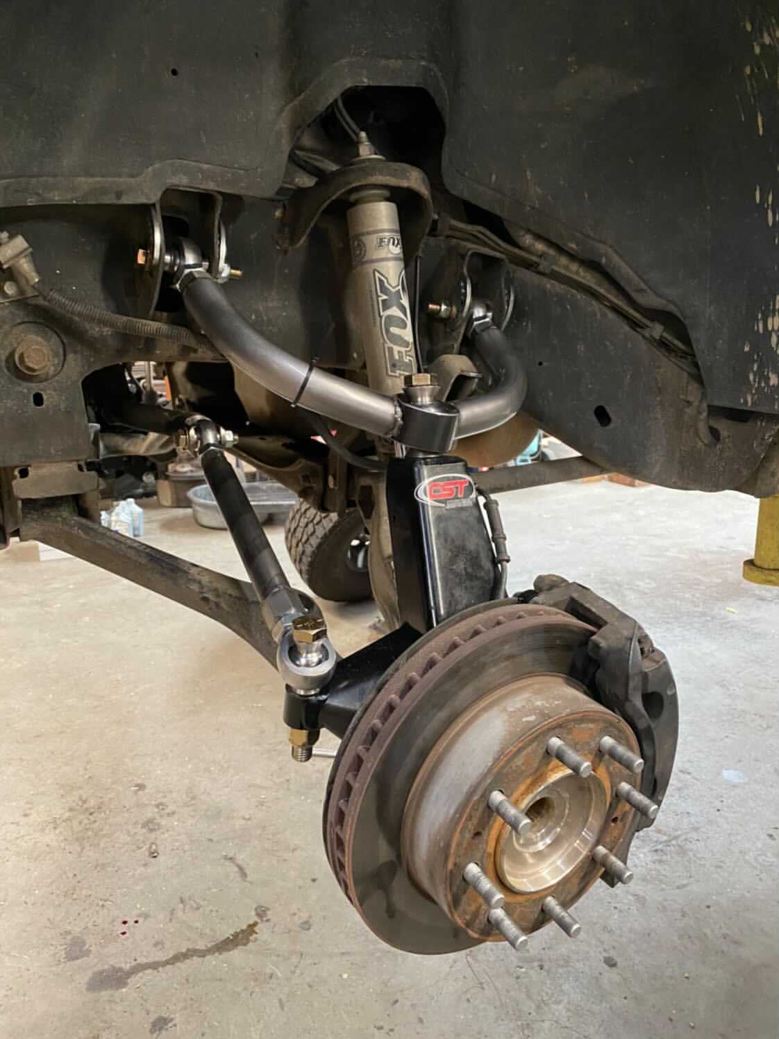 01-10 GM 2500 midtravel kit